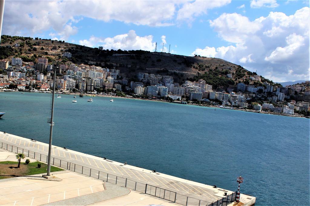Seaside Apartment Sarandë Buitenkant foto