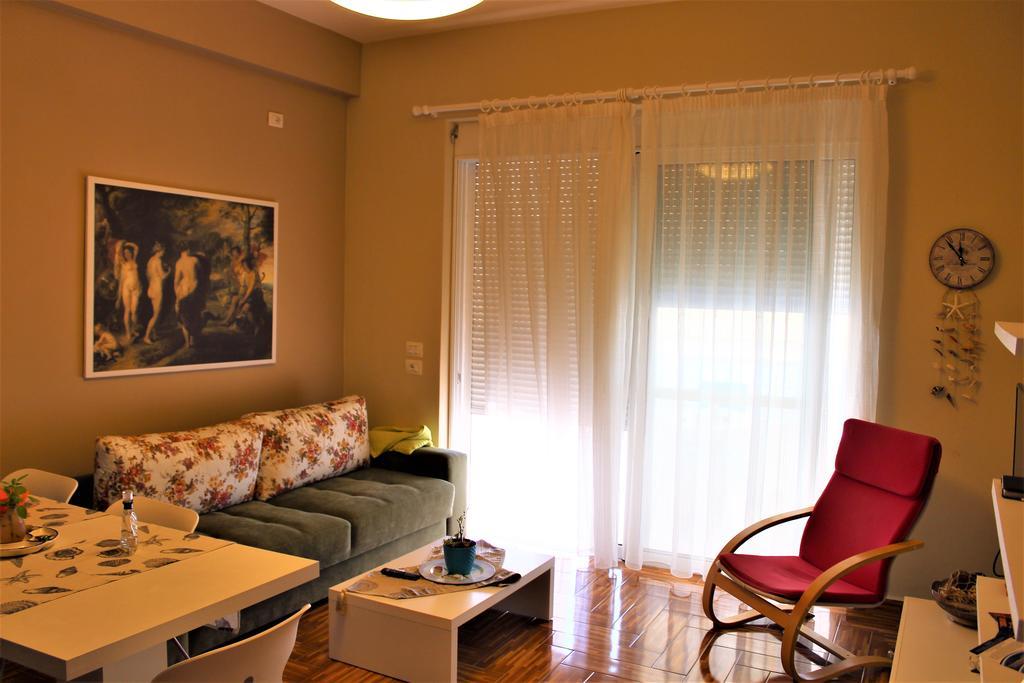 Seaside Apartment Sarandë Buitenkant foto