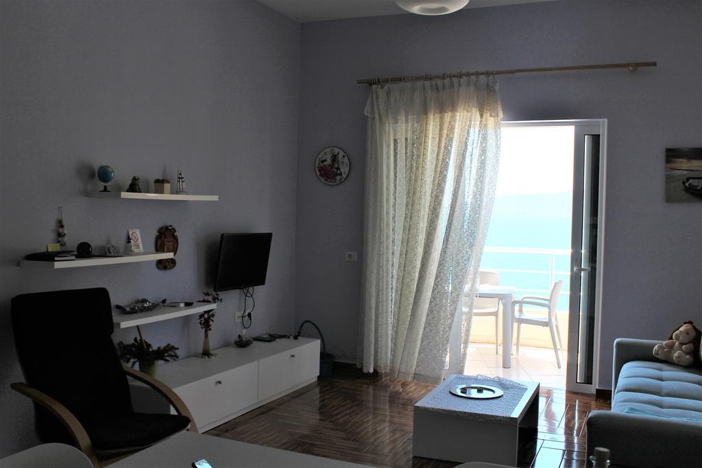Seaside Apartment Sarandë Buitenkant foto