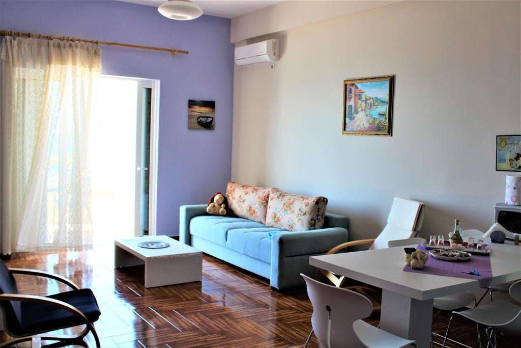 Seaside Apartment Sarandë Buitenkant foto