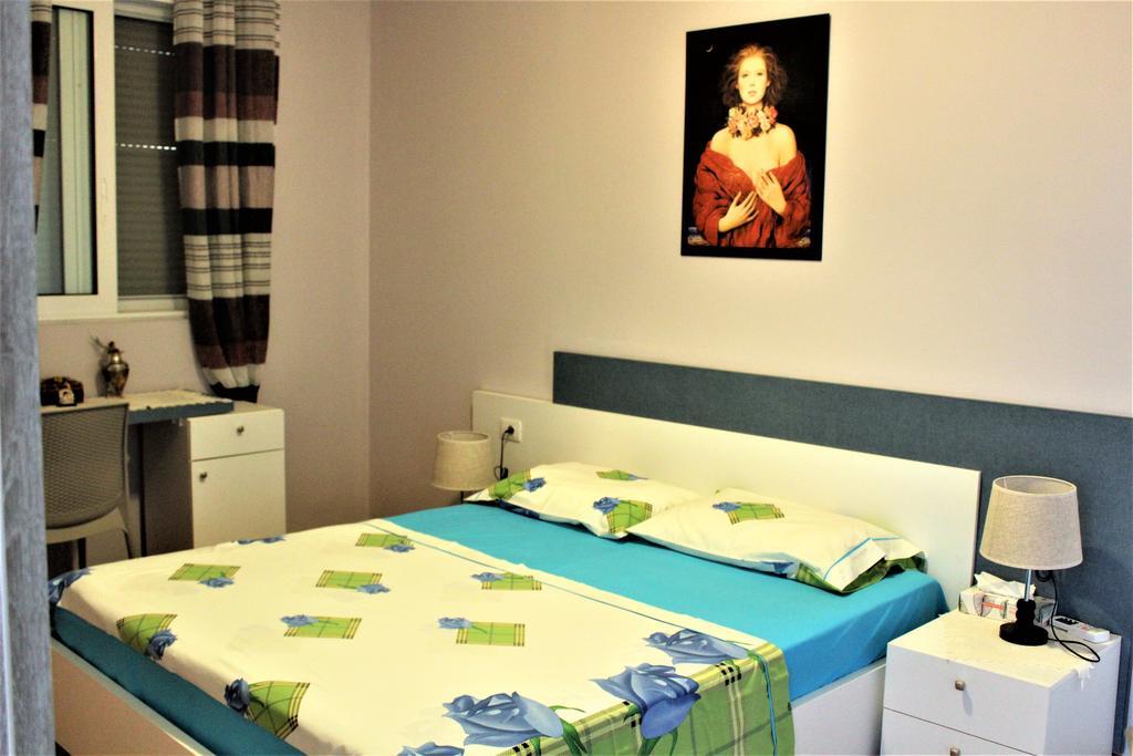 Seaside Apartment Sarandë Buitenkant foto